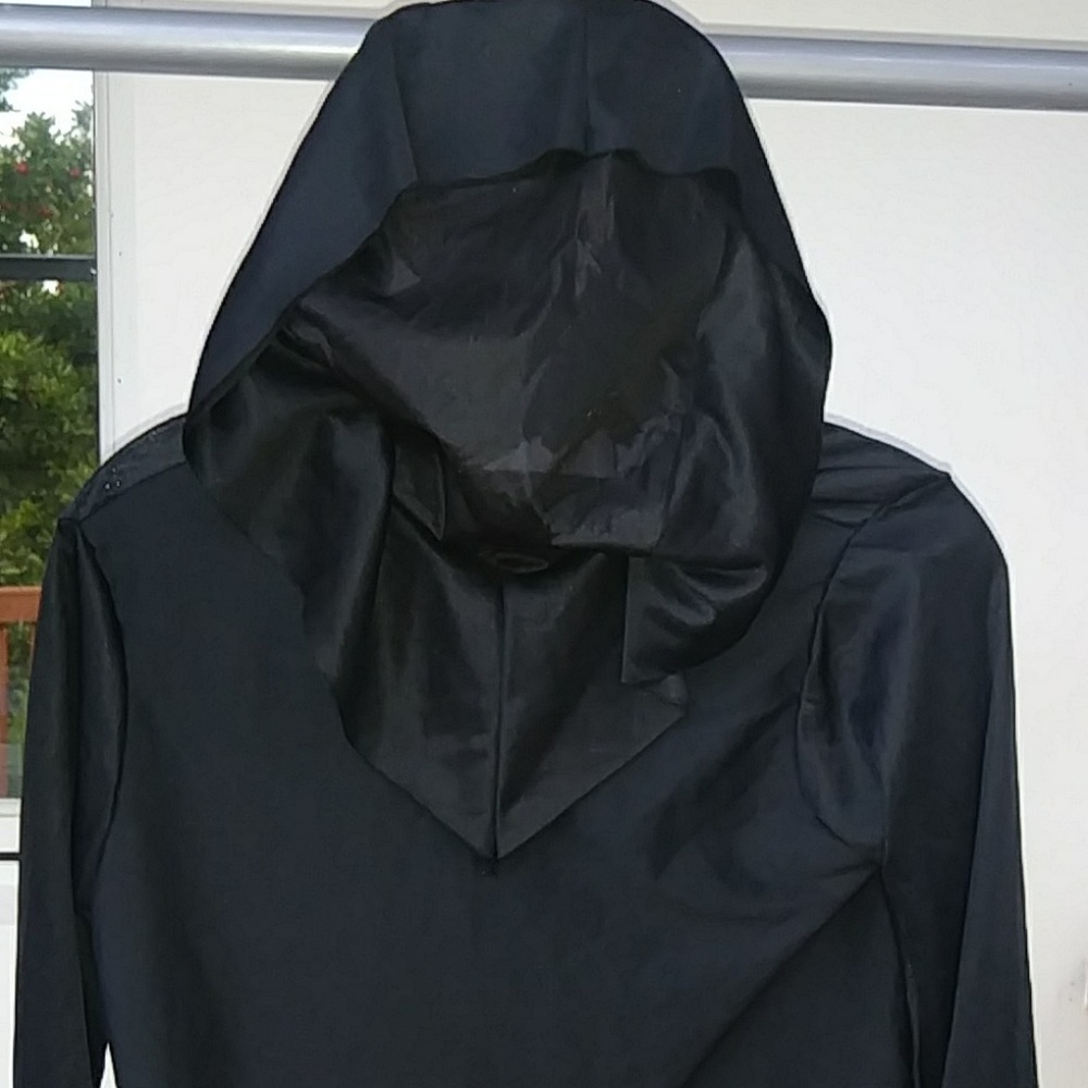 HALLOWEEN COSTUME BLACK HOODED CLOAK S